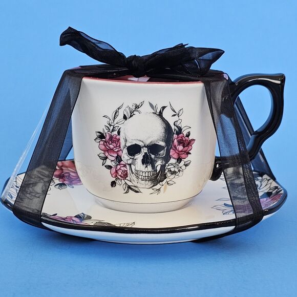 Skull & Roses Teacup & Saucer Pink Unique Halloween Gothic Dishware Park Chateau - Picture 2 of 13